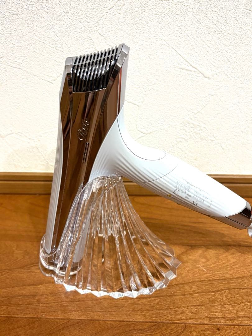 ReFa BEAUTECH Dryer S+ ホワイト　ホルダー付き　美品