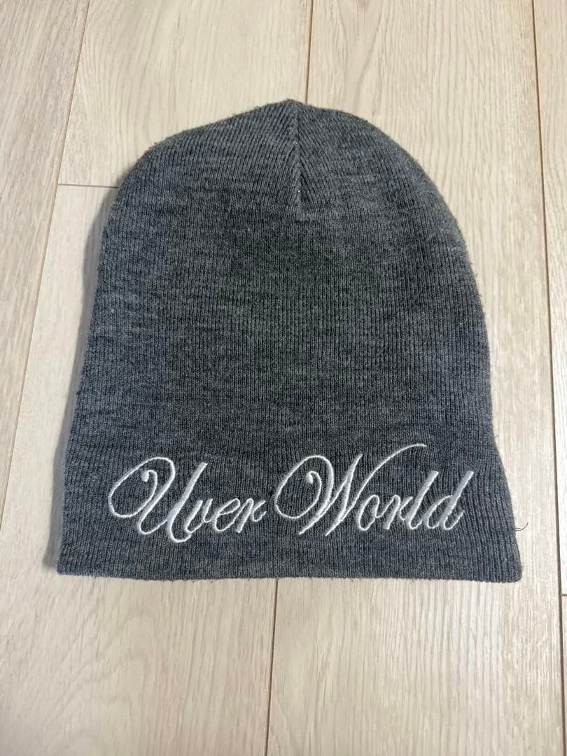 と*ろ様 UVERworld グッズ TAKUYA∞着用 グレー ニット帽 刺繍 - メルカリ