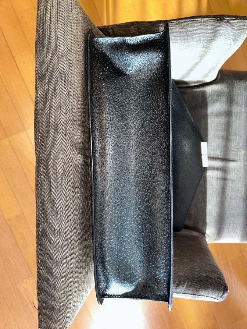 フェラガモ ブリーフケース 黒