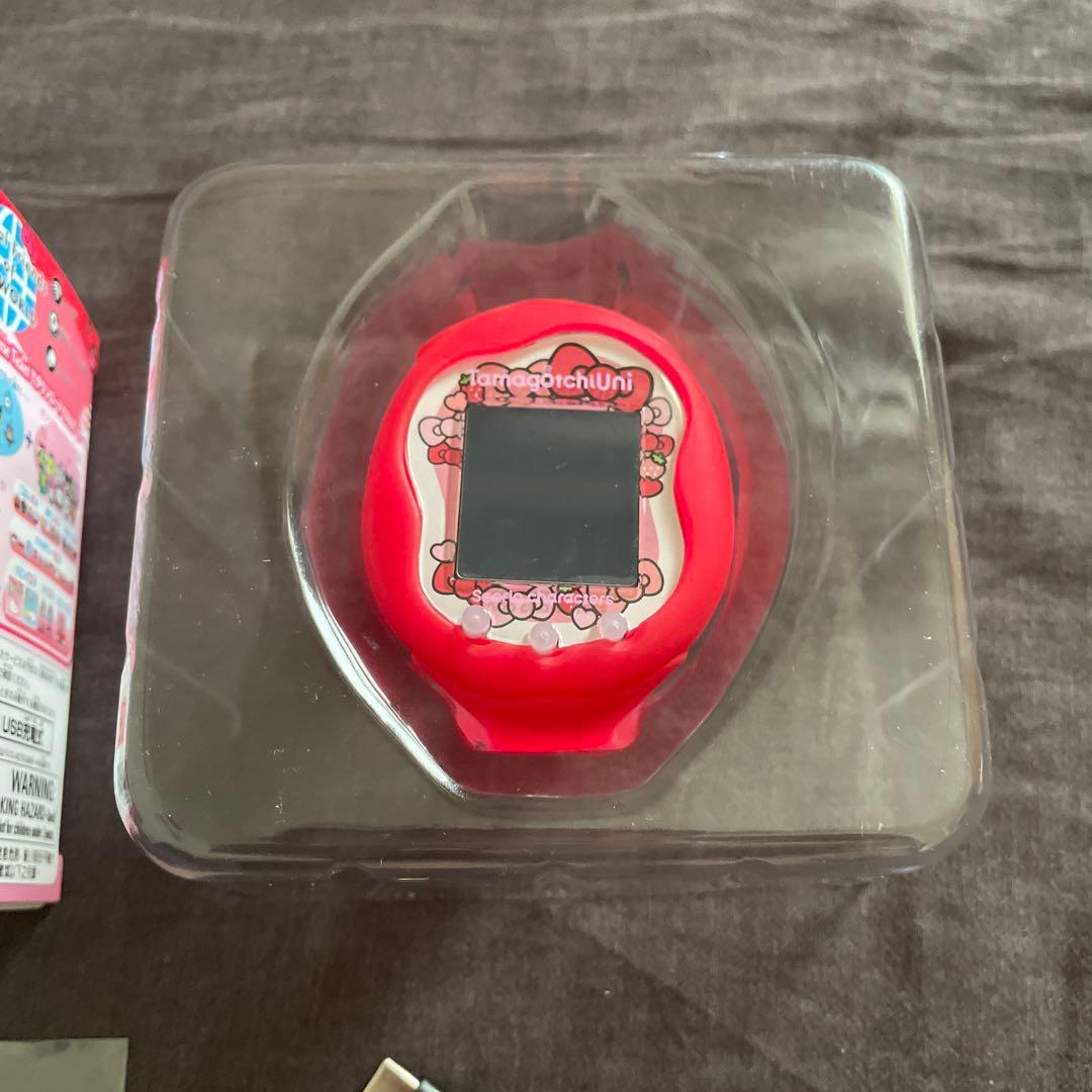 Tamagotchi Uni サンリオキャラクターズ　たまごっち　サンリオ