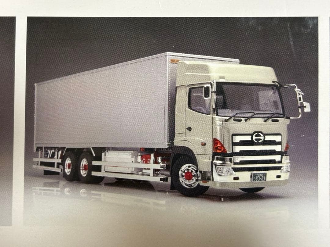 1/32 アオシマデコトラ　ヘビーフレイト　日野プロフィア