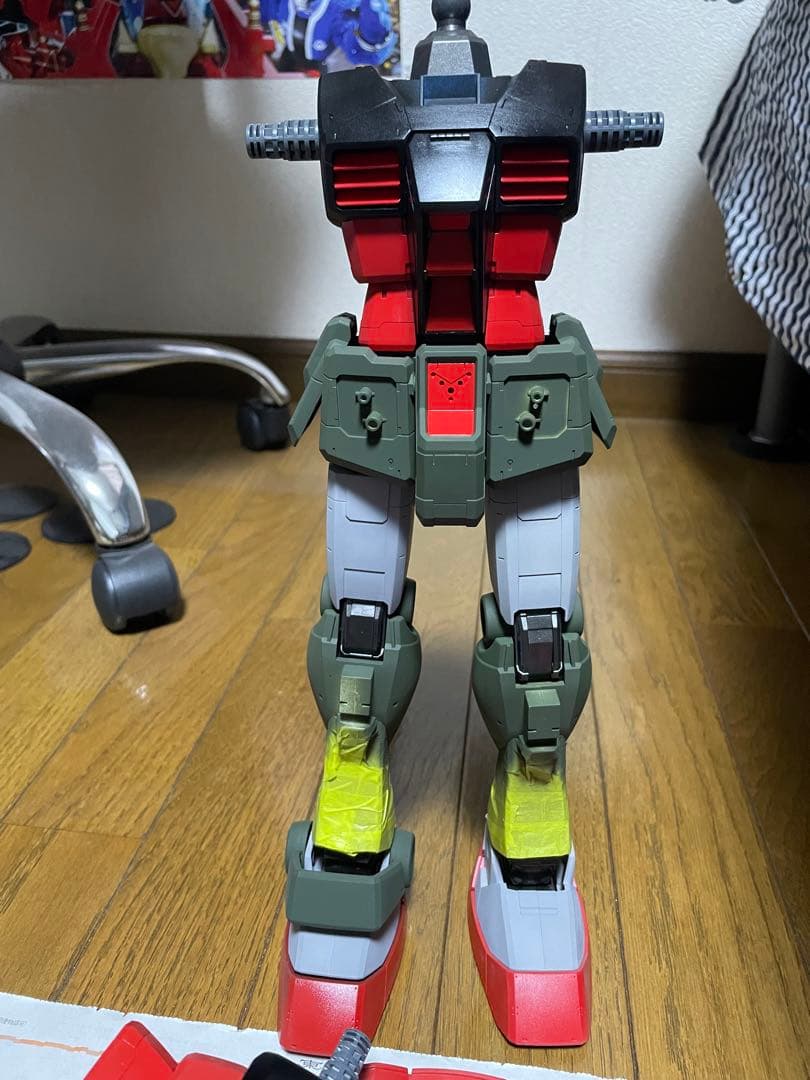 メガサイズガンダム1/48 　ザク　途中