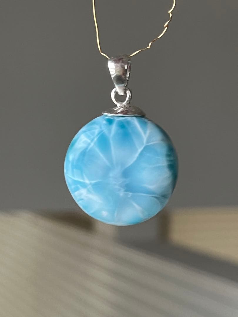 天然石ラリマー☆高品質！まる型ペンダントトップ☆レアな丸型＆両面