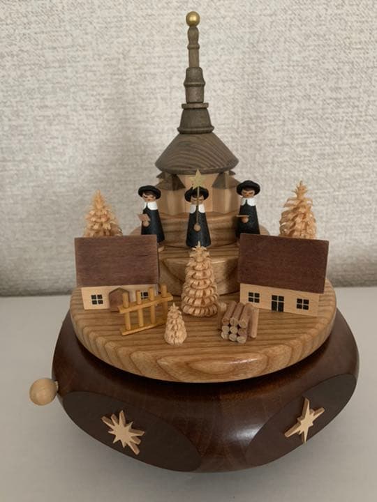 ドイツ製 ザイフェン 教会・聖歌隊 木製オブジェ