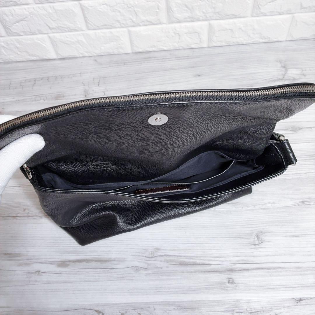 【ステファノマーノ】 ショルダーバッグ レザー 黒 イタリア 肩がけ シボ革