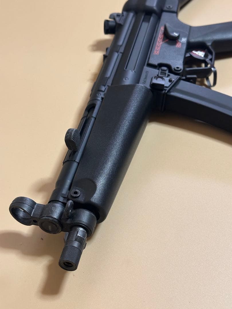 【美品】東京マルイ H＆K MP5 A4 マグ/箱/バッテリーと充電器