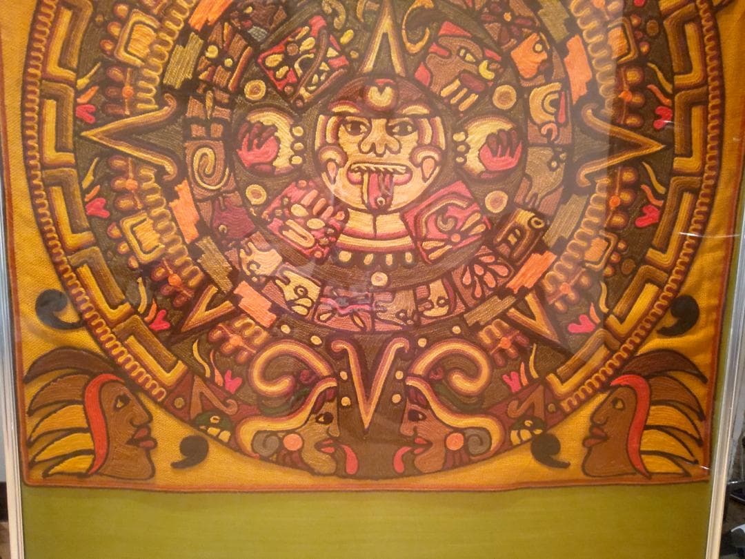 レトロ☆メキシコ製品☆当時物 世界遺産 マヤ文明 太陽の石 刺繍 装飾