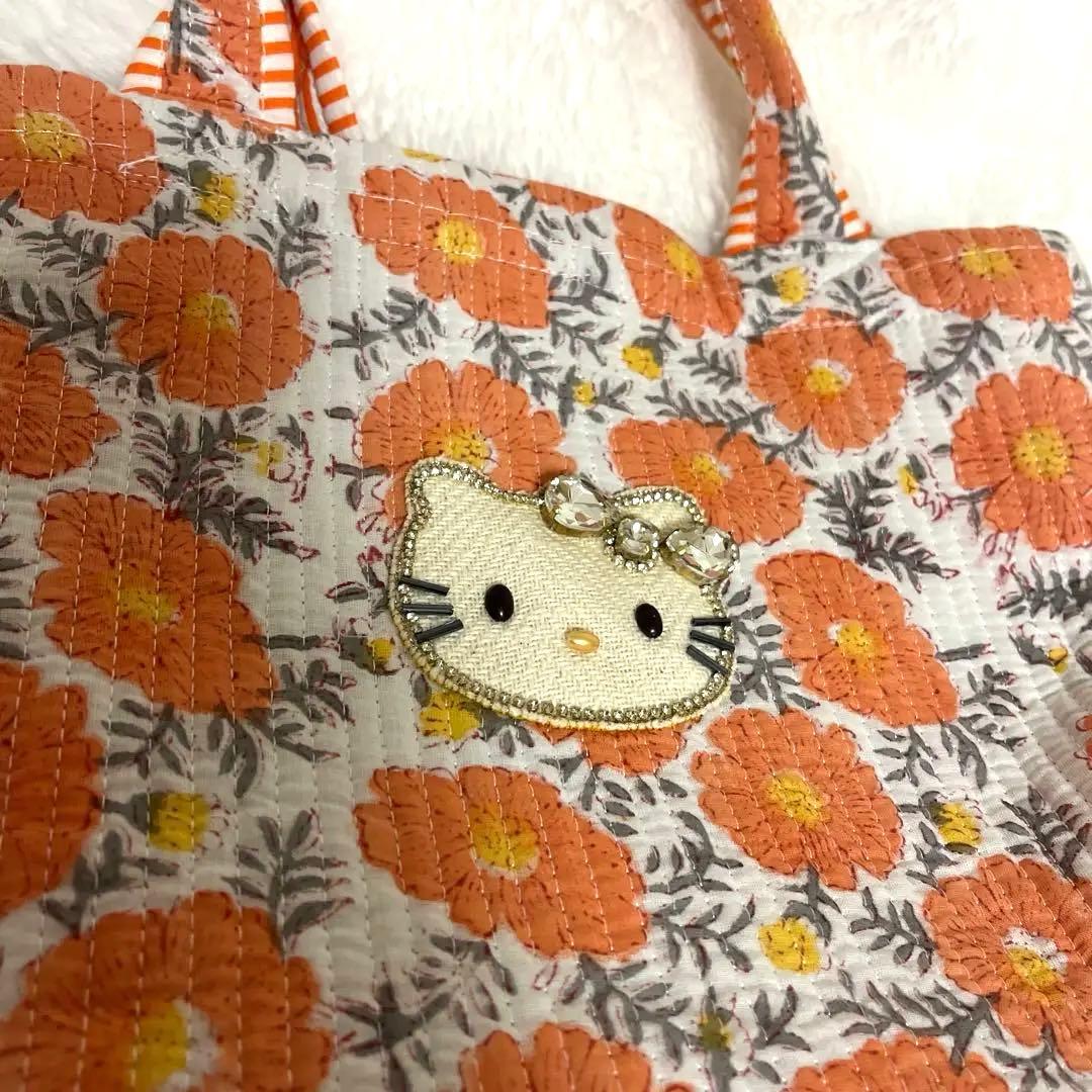 MAYGLOBE ハローキティ 花柄 トートバッグとポーチセット