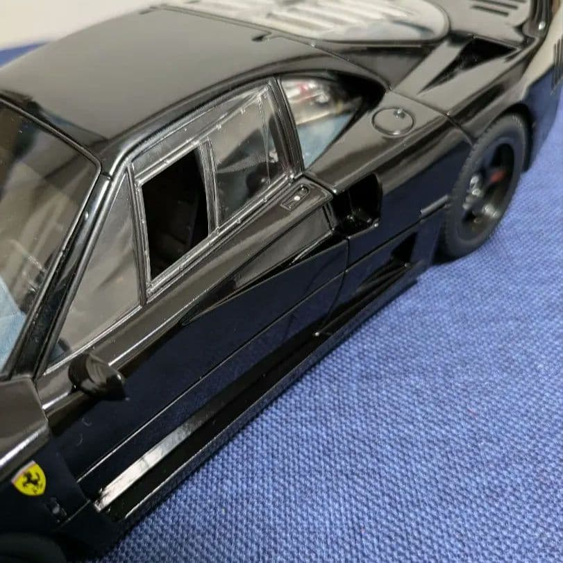 kyosho Ferrari F40 ミニカー 1/18 ライトウェイト