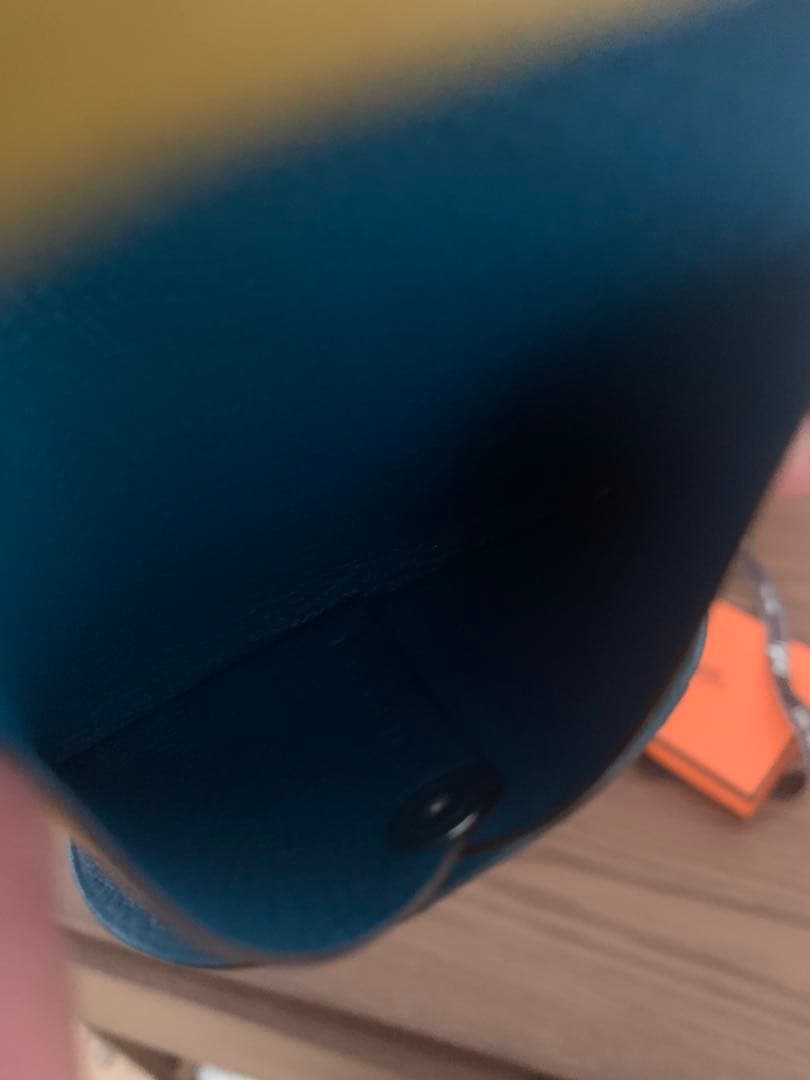 24年新品エルメス HERMES バスティアヴェルソB刻印 小銭入れ