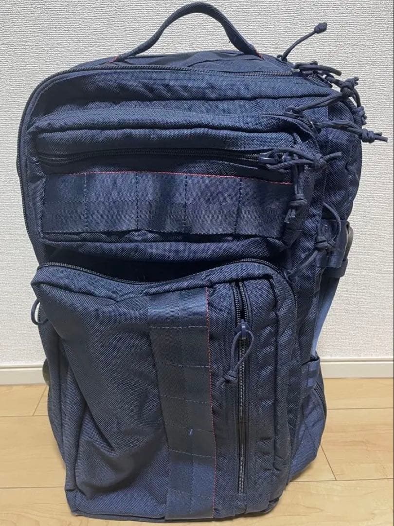 稀少良品】BRIEFING×BEAMS PLUS / 別注 T-1 NAVY