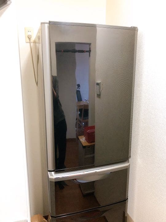 ※まーこさん専用　MITSUBISHI MR-C37W-B（三菱　冷蔵庫）