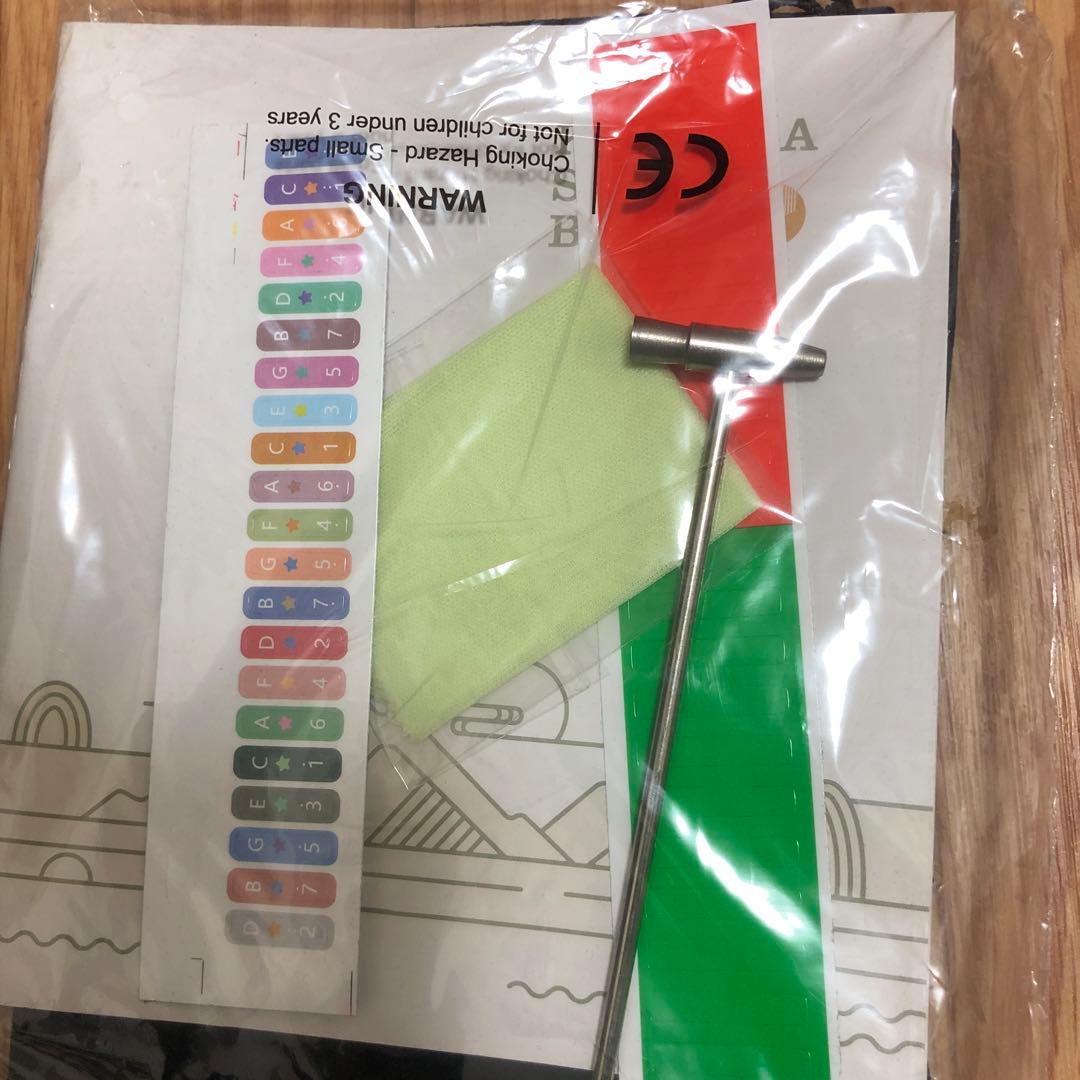 hluru製　木製カリンバ ひまわり彫刻付き17key