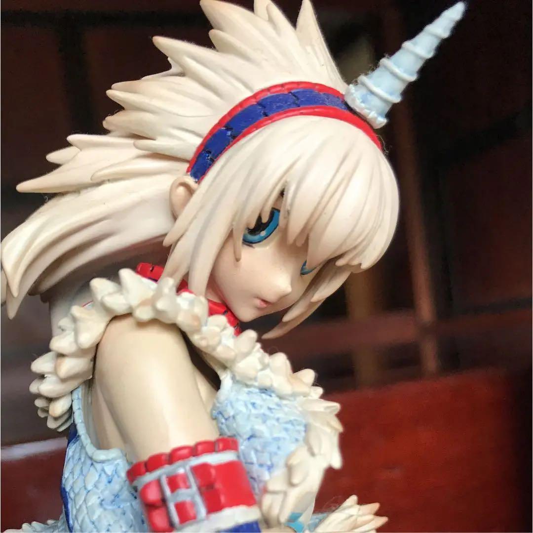 モンハン レジンキット完成品 キリン装備