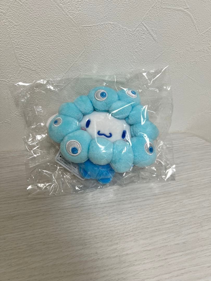 万博会場限定❗️シナモロール ミャクミャク ぬいぐるみ