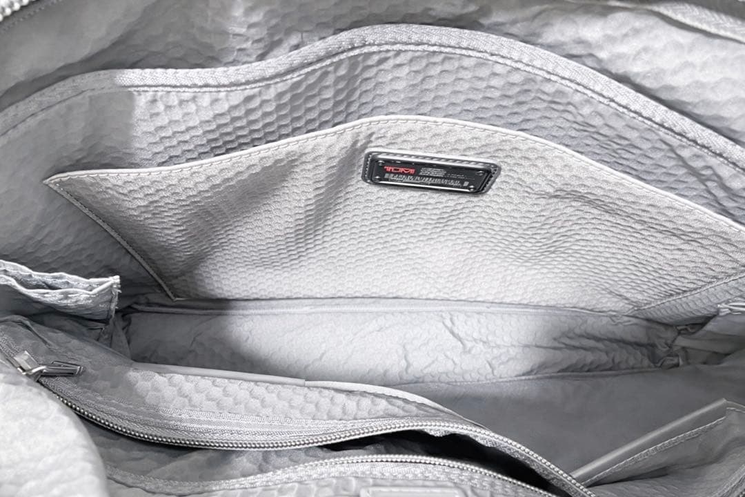 定価の70%オフ!!! TUMI ALPHA Bravoチャールストン ブリーフ