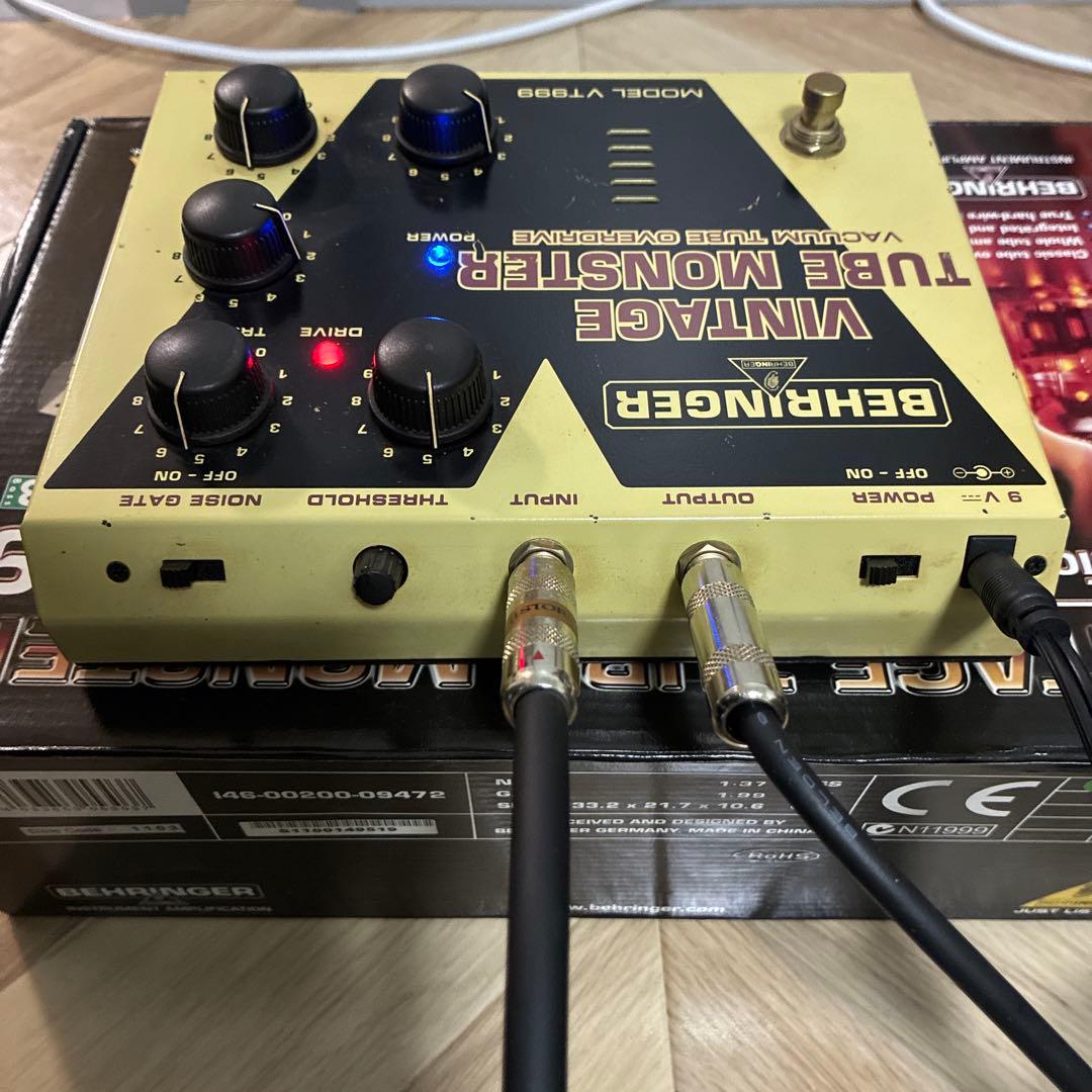 真空管オーバードライブ BEHRINGER VT999 VintageTube Amazon.com