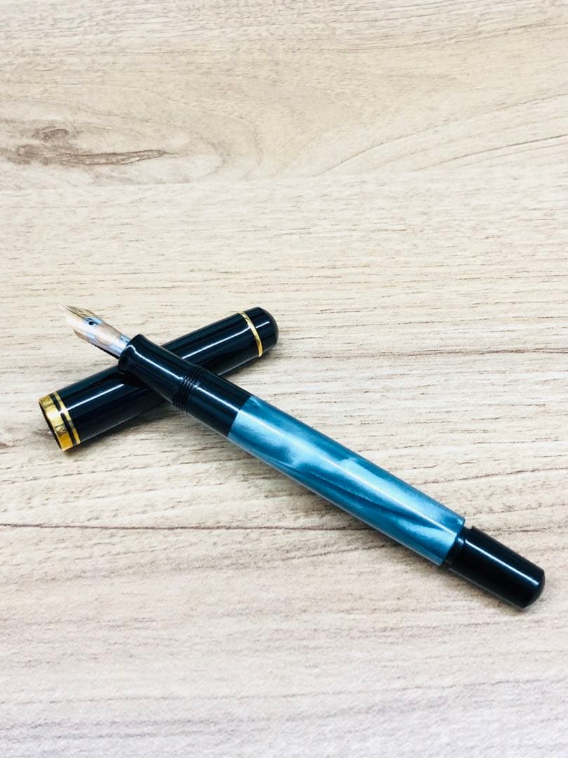 Pelican ペリカン 万年筆 12C-500 HF 吸入式