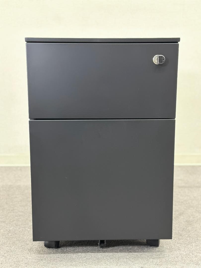 カッシーナイクスシー□AFドロアー 鍵付き 黒 デスクワゴン 袖机