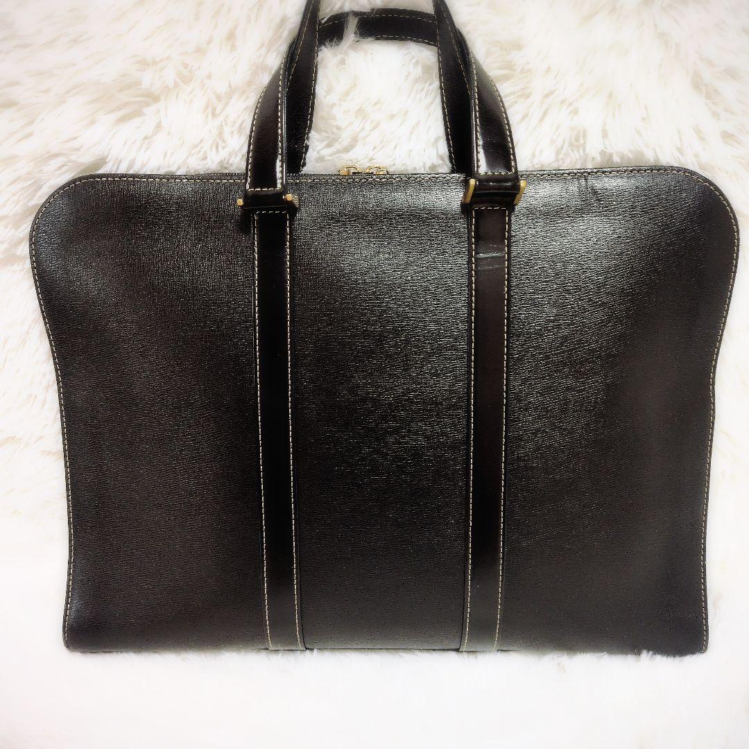 Burberry バーバリー Burberrysロゴ 金ロゴ ビジネス　黒