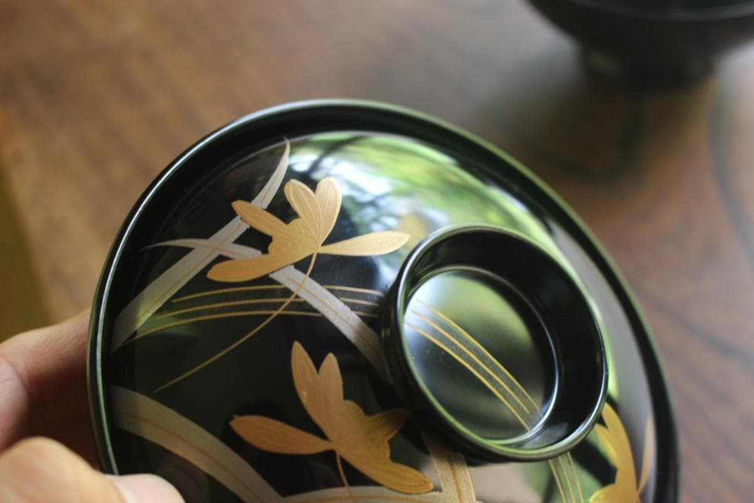 デッドストック！端正な黒漆に極上蘭蒔絵の美しいお椀2点（検輪島塗蒔絵椀雑煮椀