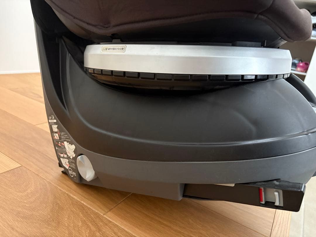 【ゆたか様】クルムーヴスマートISOFIX チャイルドシート　combi