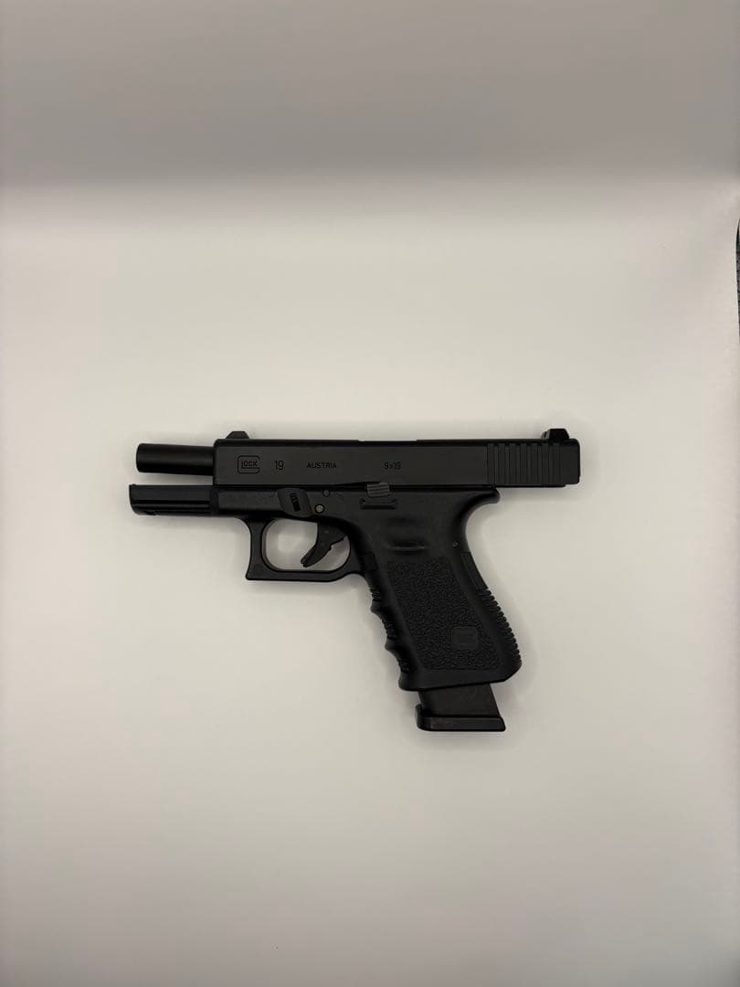 東京マルイGlock 19 マガジン2本付　動作良好