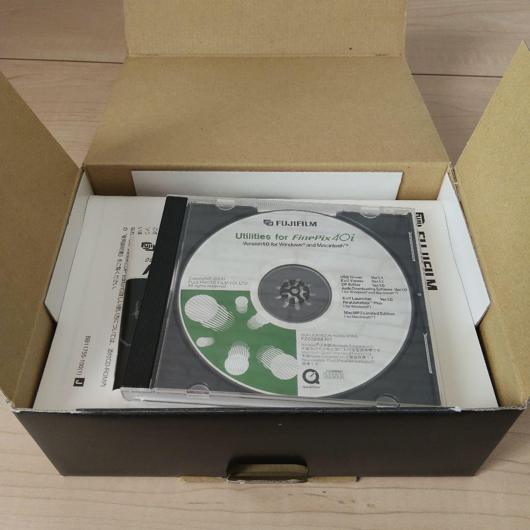 FUJIFILM FinePix 40i デジタルカメラ 箱付き、通電確認済み