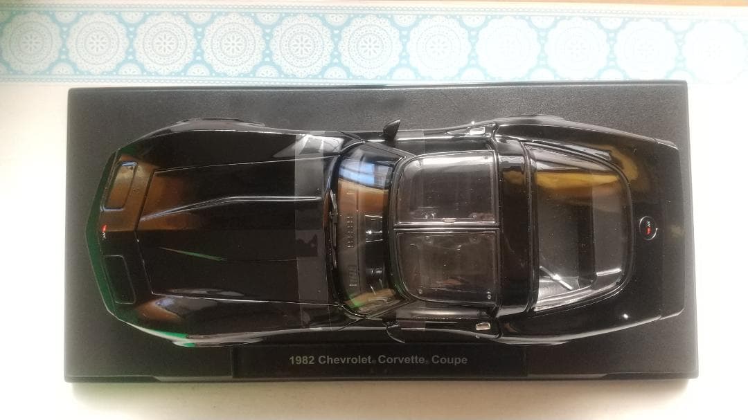 cardboardboxsan様専用Welly1/18シボレーコルベットクーペ