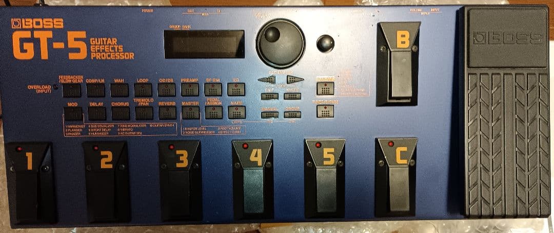 BOSS GT-5 マルチエフェクター 専用ケース付き ROLAND LINE BOSS GT-5 ボス マルチエフェクター ギター用 取説・ケース付き YD