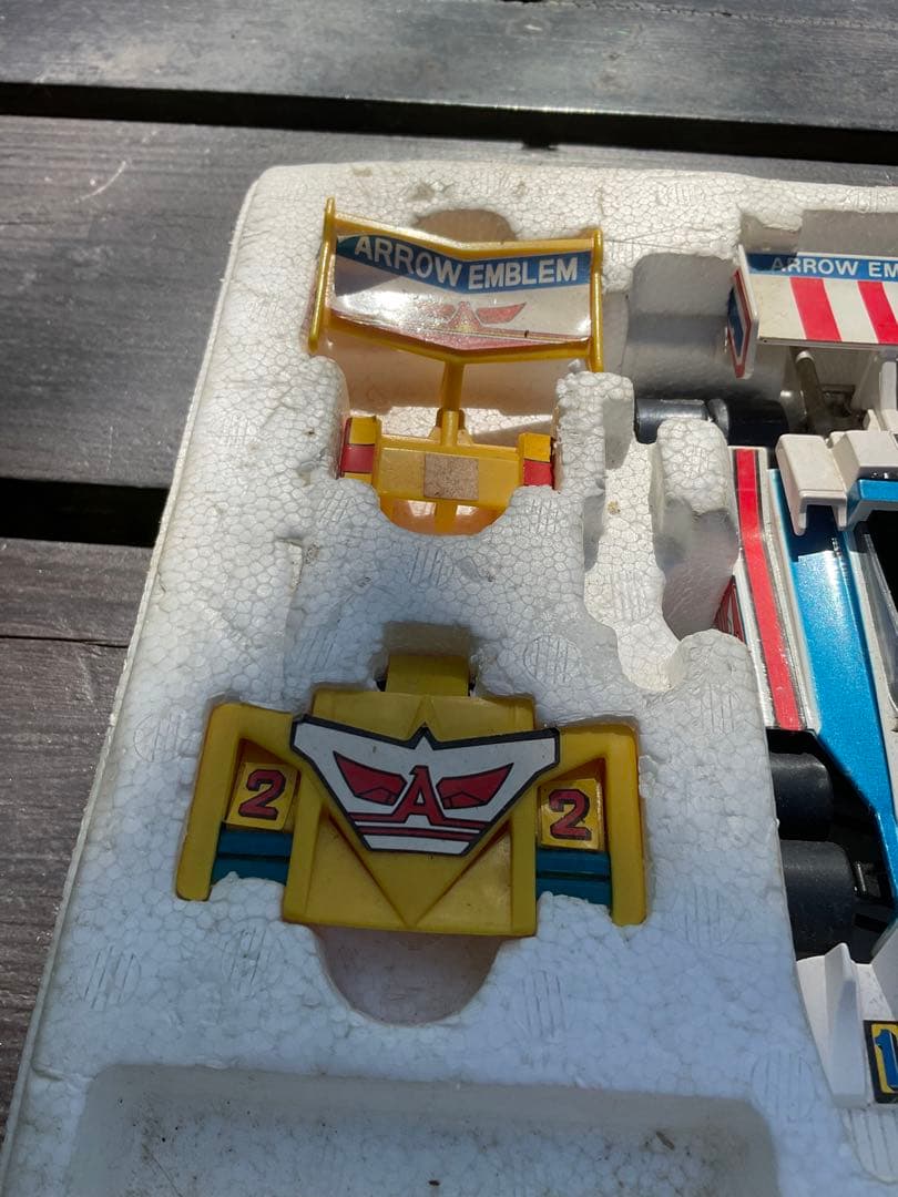 ポピニカ／アローエンブレム・グランプリの鷹。DXトドロキスペシャルBT-37。