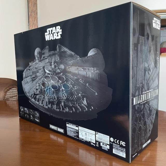 バンダイPGシリーズ　1/72 スターウォーズ ミレニアムファルコン号