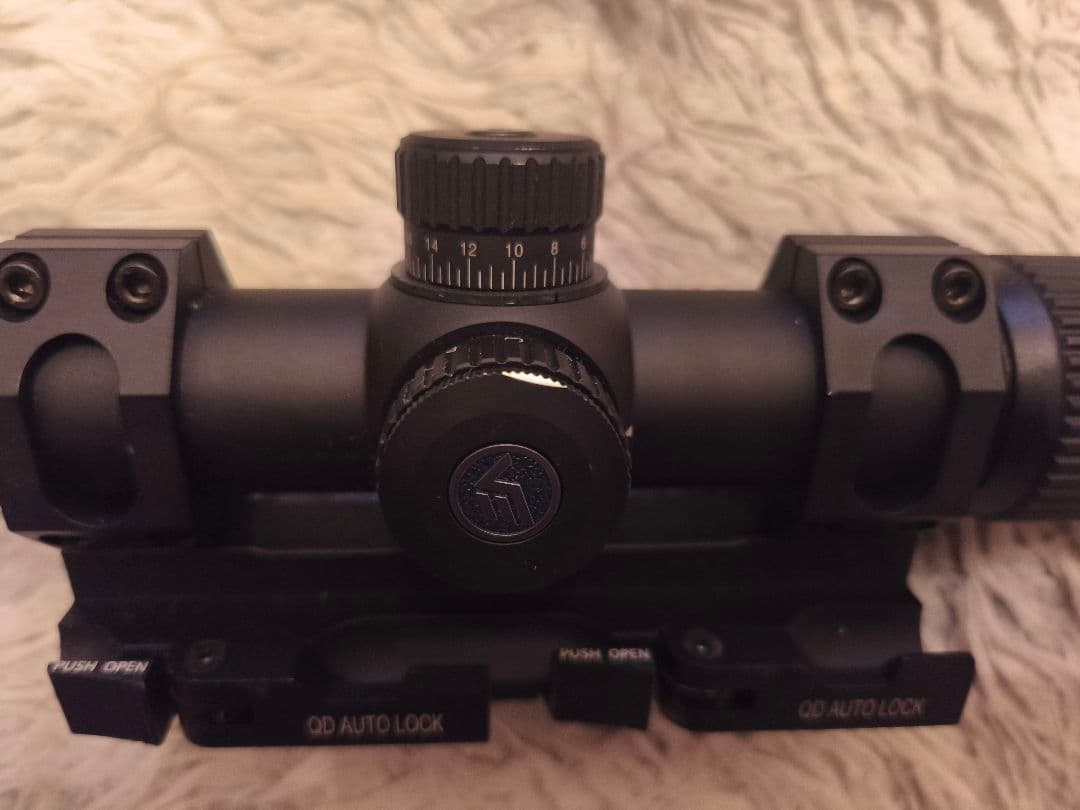 Vector Optics Forester 1-5x24 GenII　おまけ付