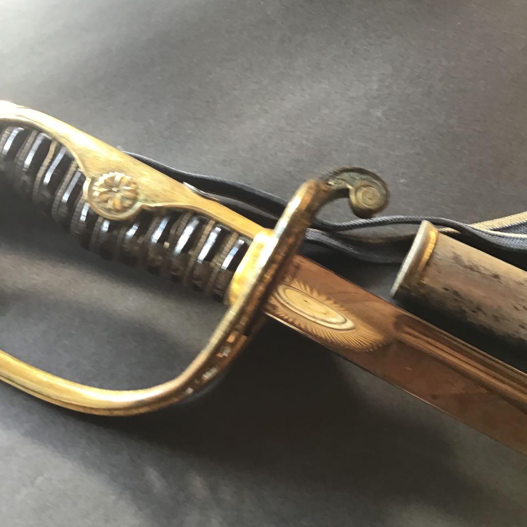 戦前昭和　指揮刀　丸ニ鷹の羽家紋　特注サーベル