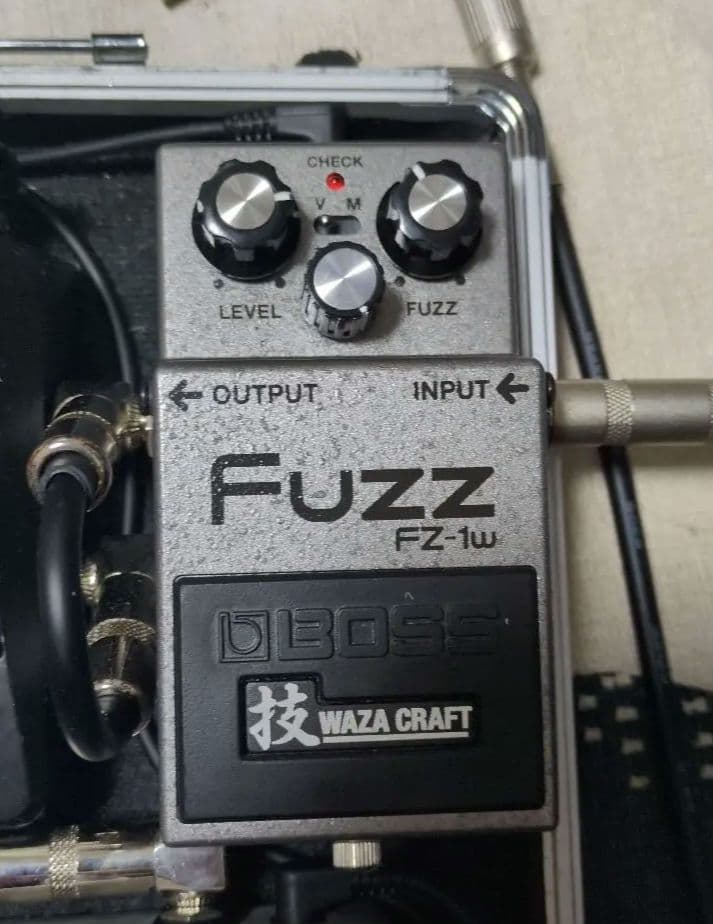 【たく】 Fuzz FZ-1W BOSS FZ-1W Waza Craft Fuzz Pedal | Northeast Music Center Inc.