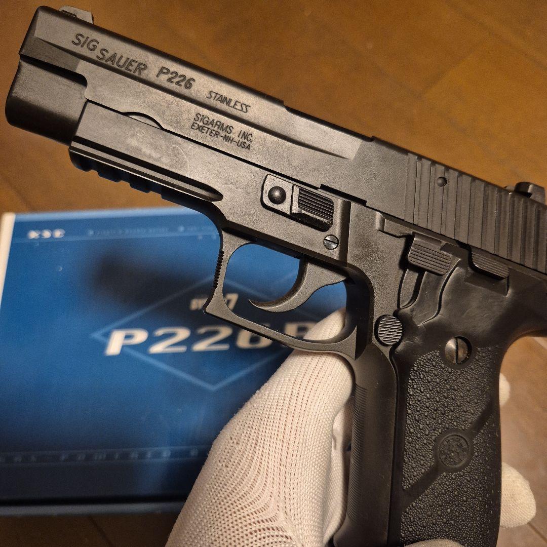 KSC P226R SYSTEM7 HW(ヘビーウェイト)HOGUEグリップ付き