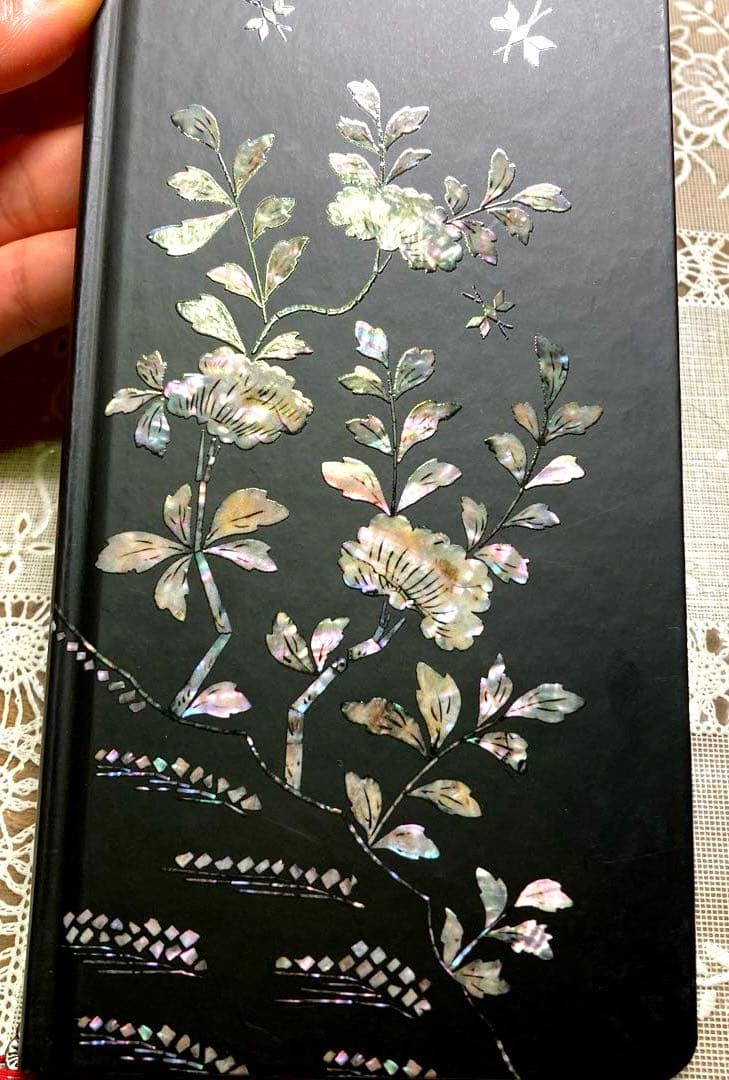 【新品】韓国国立博物館　螺鈿柄　メモ帳　手帳　韓国伝統工芸品　希少品　2冊セット