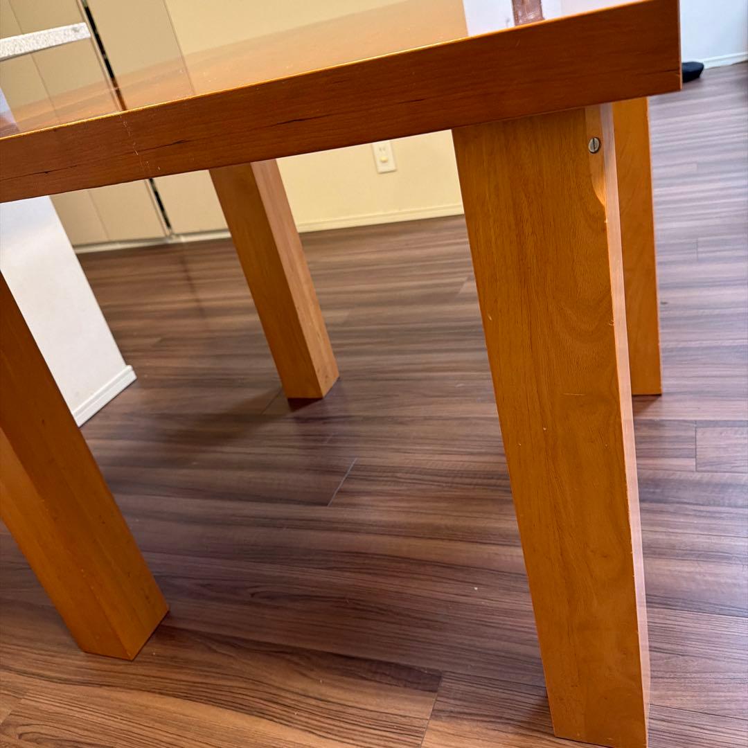 ダイニングテーブル　モーダエンカーサ　テーブル