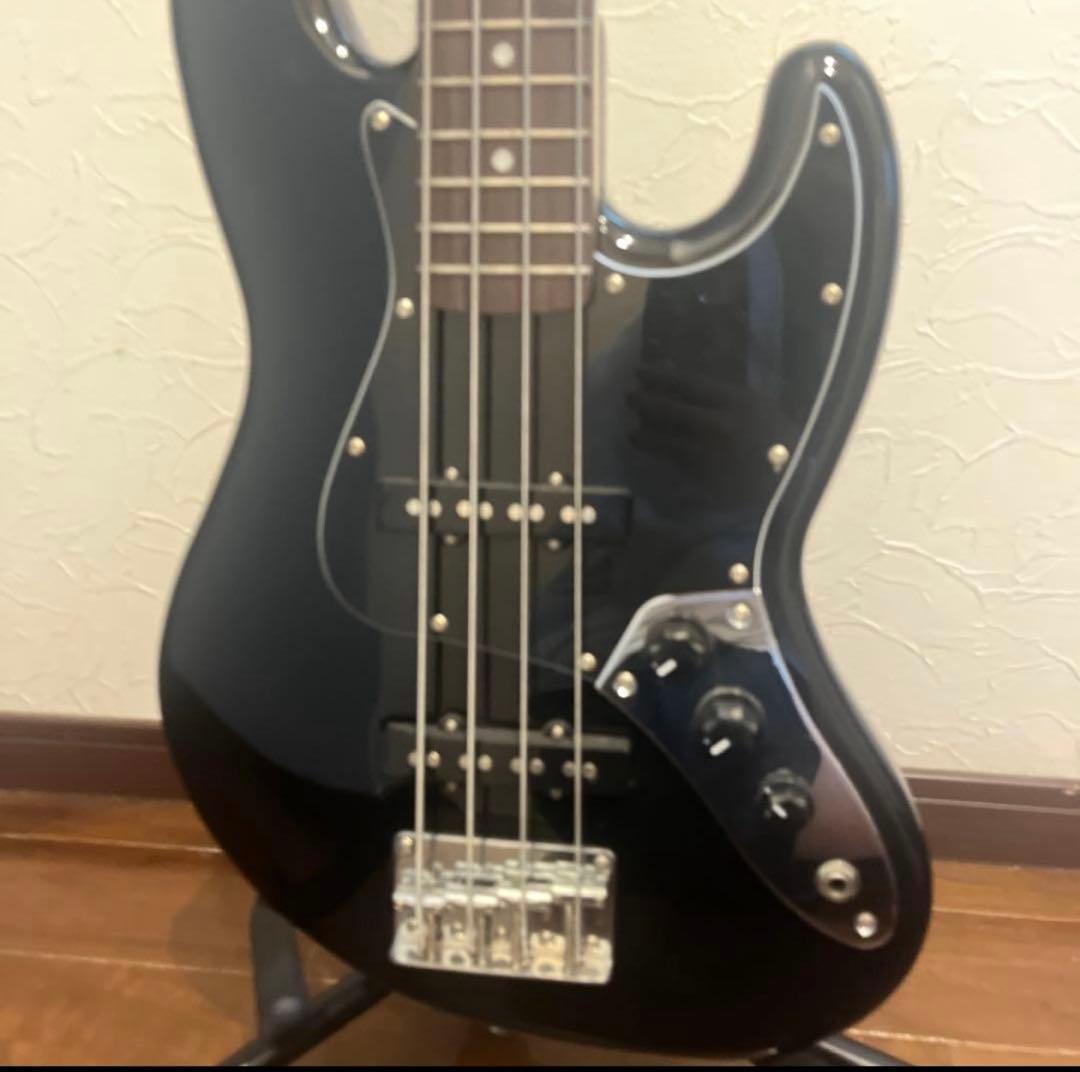大幅値下げ‼️ ギター ベース ブラック - メルカリ