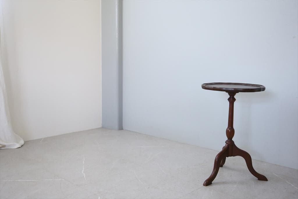 英国アンティーク木製ワインテーブル/サイドテーブル/丸机/飾り棚(89