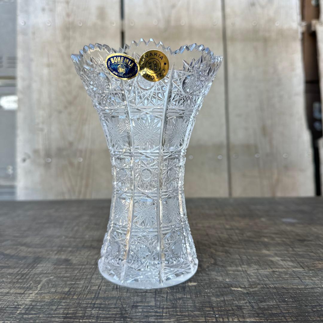 ボヘミア カットガラス 花瓶 箱付 チェコ製 BOHEMIA - メルカリ