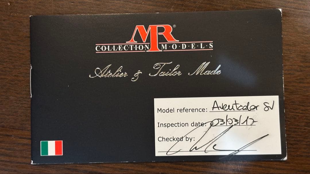 1/18 MRコレクション ランボルギーニ アヴェンタドール SV