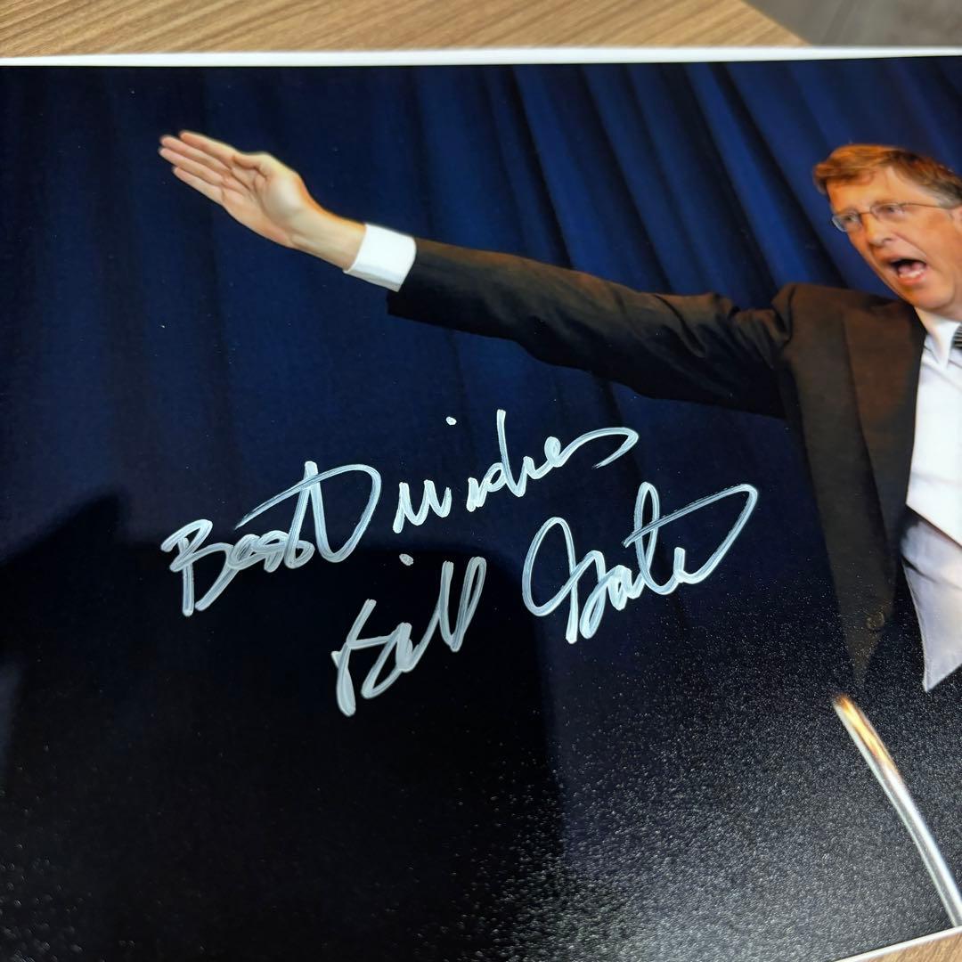 激レア】Bill Gates ビルゲイツ 直筆サイン 写真 証明書付き - メルカリ