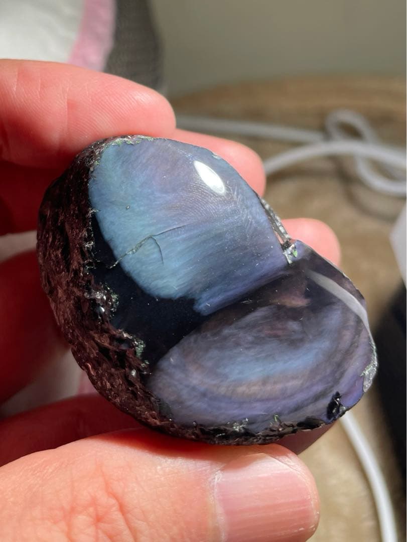 研磨品 十勝石玲瓏 複合色レインボーオブシディアン 2模様