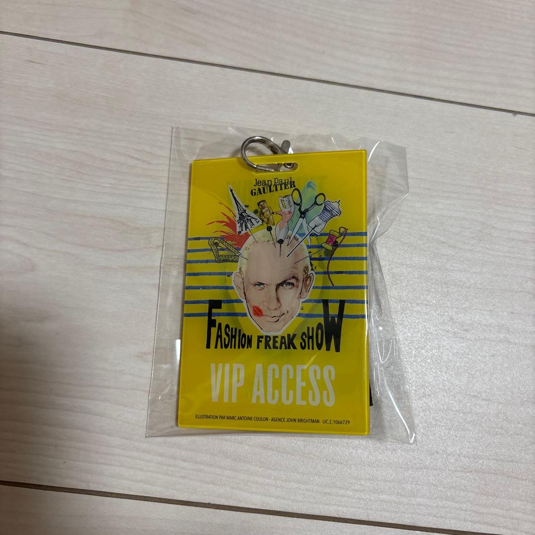 ジャンポールゴルチエ ファッションフリークショー2025 VIP ネック