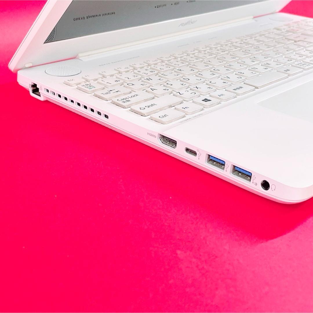 Corei7✨️薄型ノートパソコン✨️可愛い白✨️ブルーレイ✨️大容量