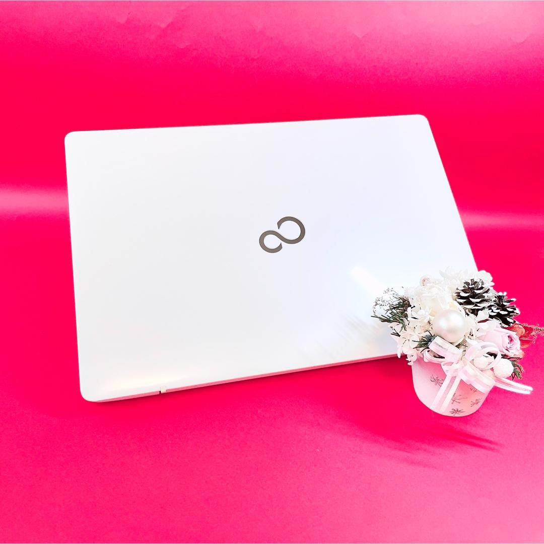 Corei7✨️薄型ノートパソコン✨️可愛い白✨️ブルーレイ✨️大容量