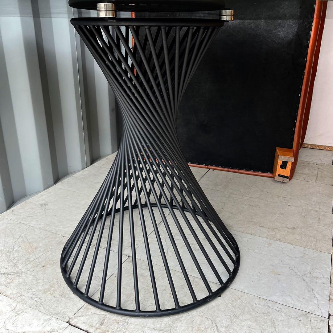 取付無料！カリガリス ヴォルテックス 大理石調天板円形ダイニングテーブル✨