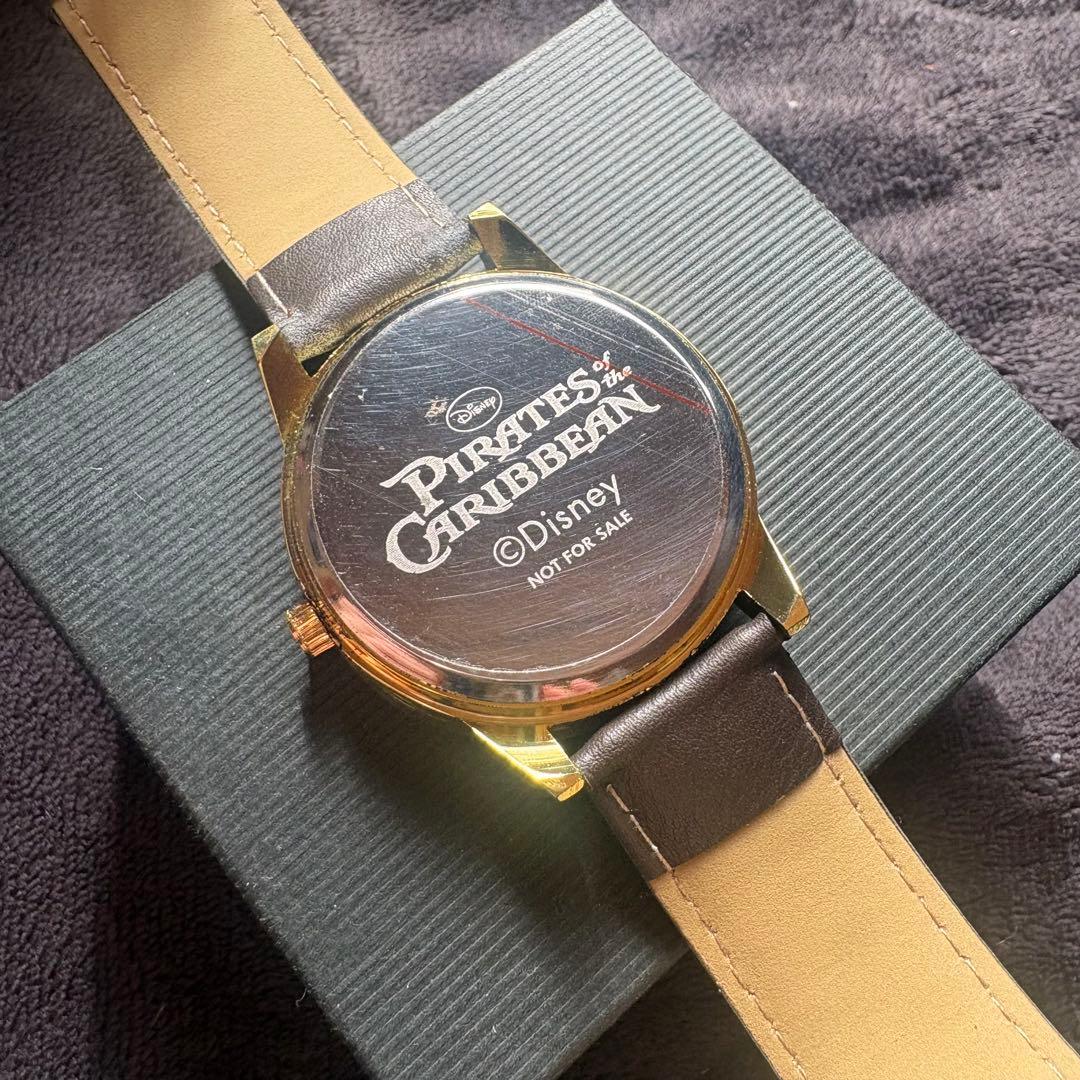 パイレーツ・オブ・カリビアン　コンパス&宝箱&腕時計