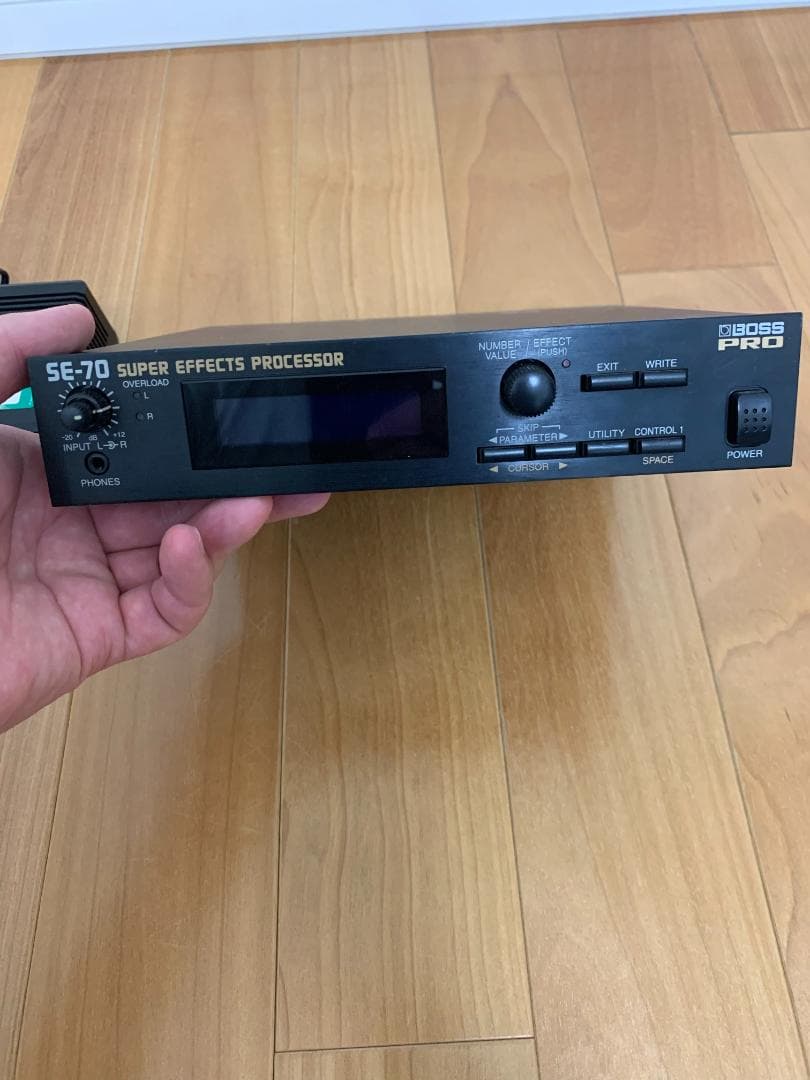 BOSS SE-70 マルチエフェクター